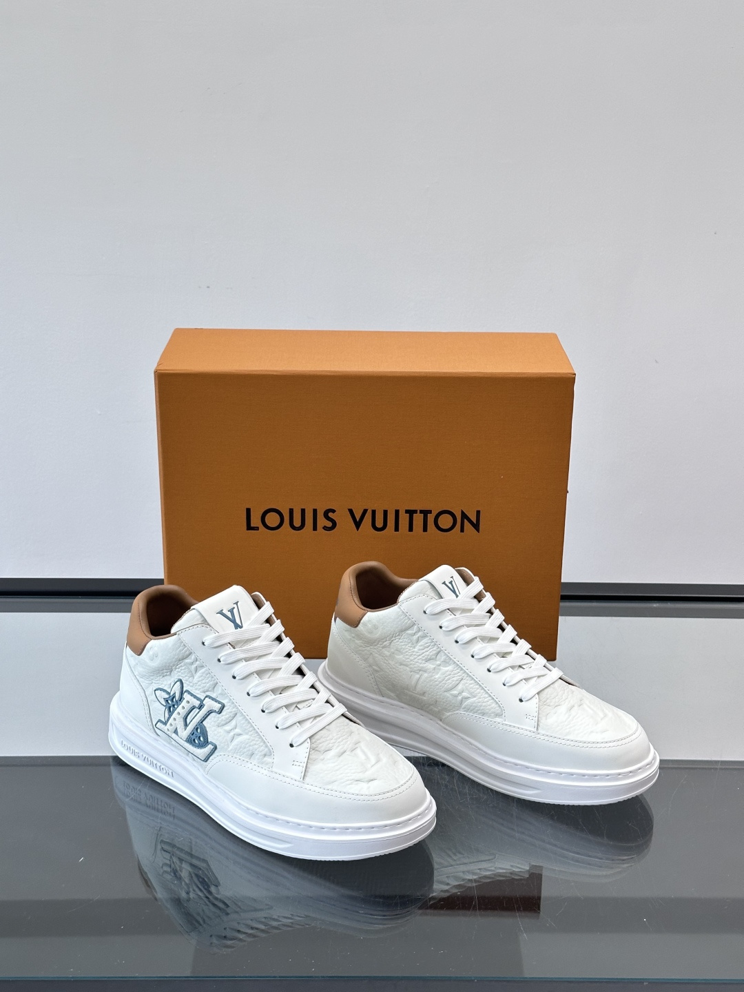 LV